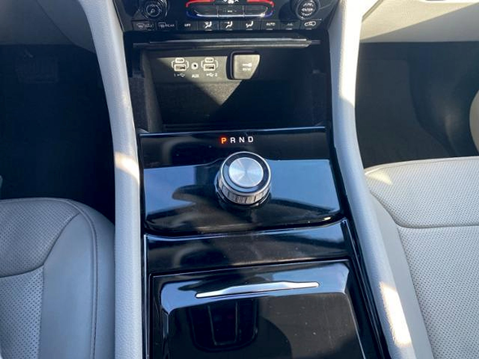 Used 2022 Jeep Grand Cherokee Overland RWD image 33