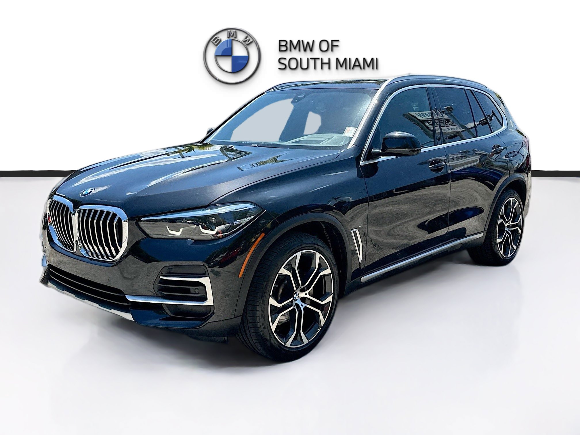 Certified 2022 BMW X5 sDrive40i w/ Premium Package RWD image 3