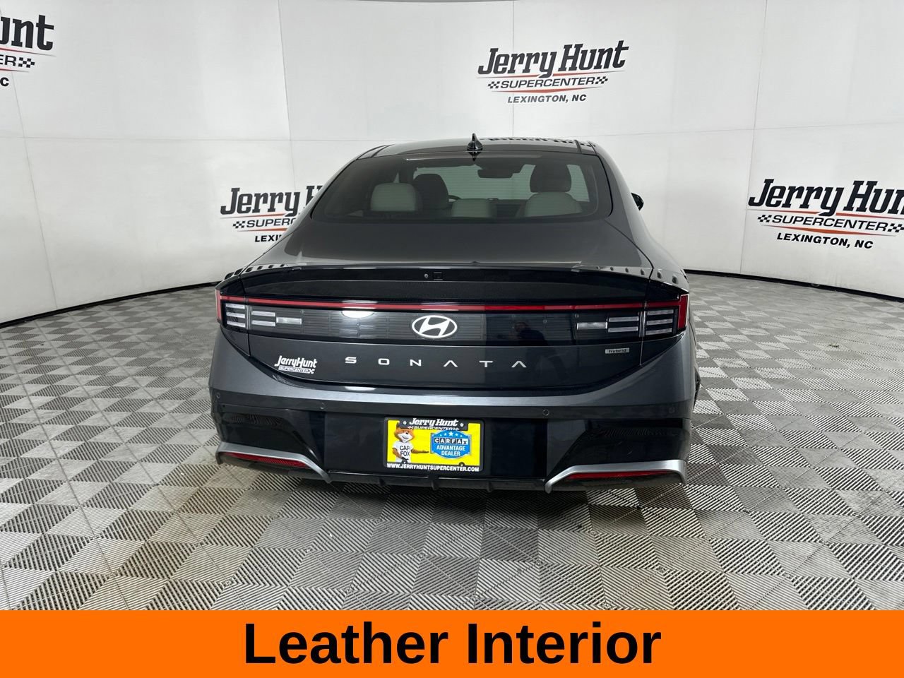 Used 2025 Hyundai Sonata Limited FWD image 7