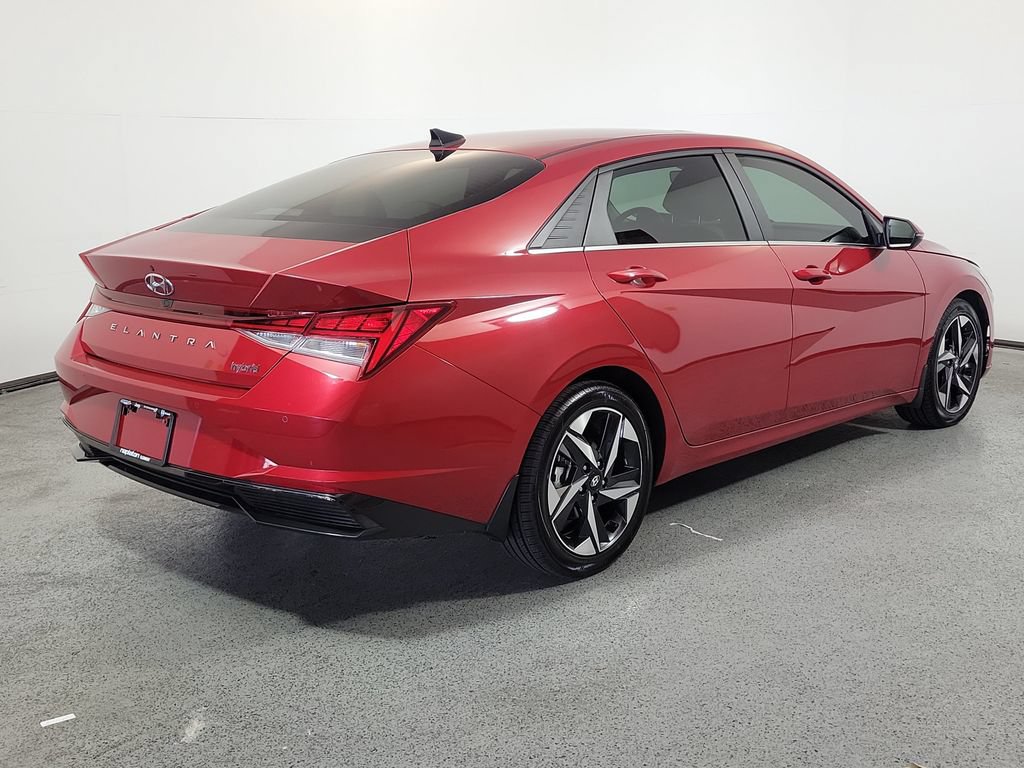 Used 2023 Hyundai Elantra Limited FWD image 6
