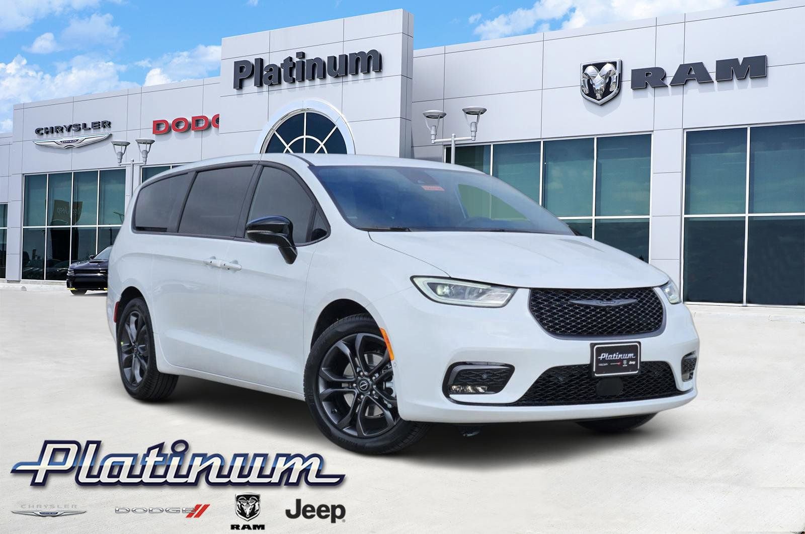 New 2026 Chrysler Pacifica Select FWD image 1