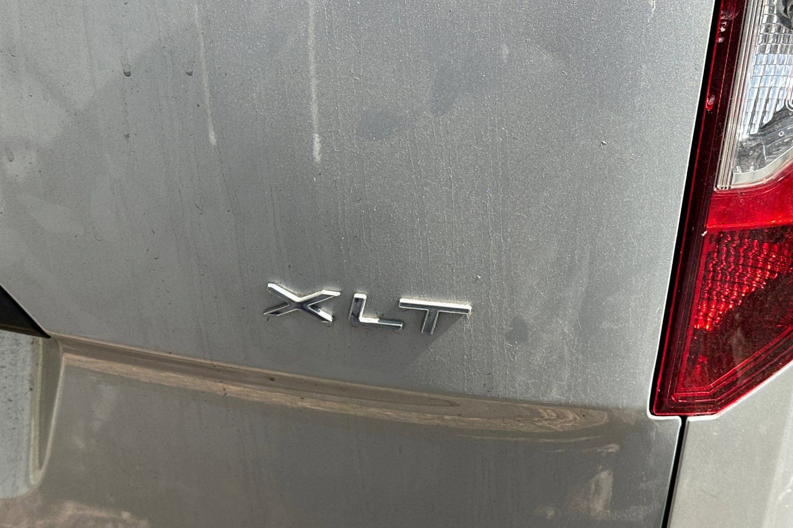 Used 2023 Ford Transit Connect XLT image 8