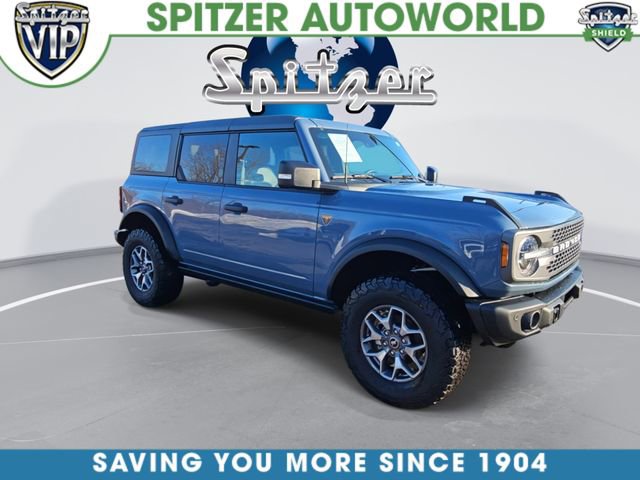 Used 2025 Ford Bronco Badlands image 2