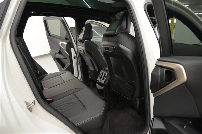 Used 2025 BMW X3 xDrive30i w/ Premium Package AWD/4WD image 26