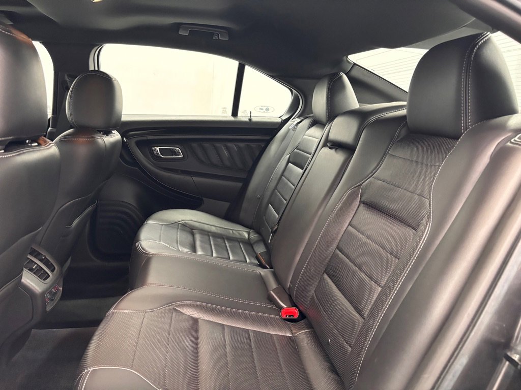 Used 2018 Ford Taurus SHO AWD/4WD image 22