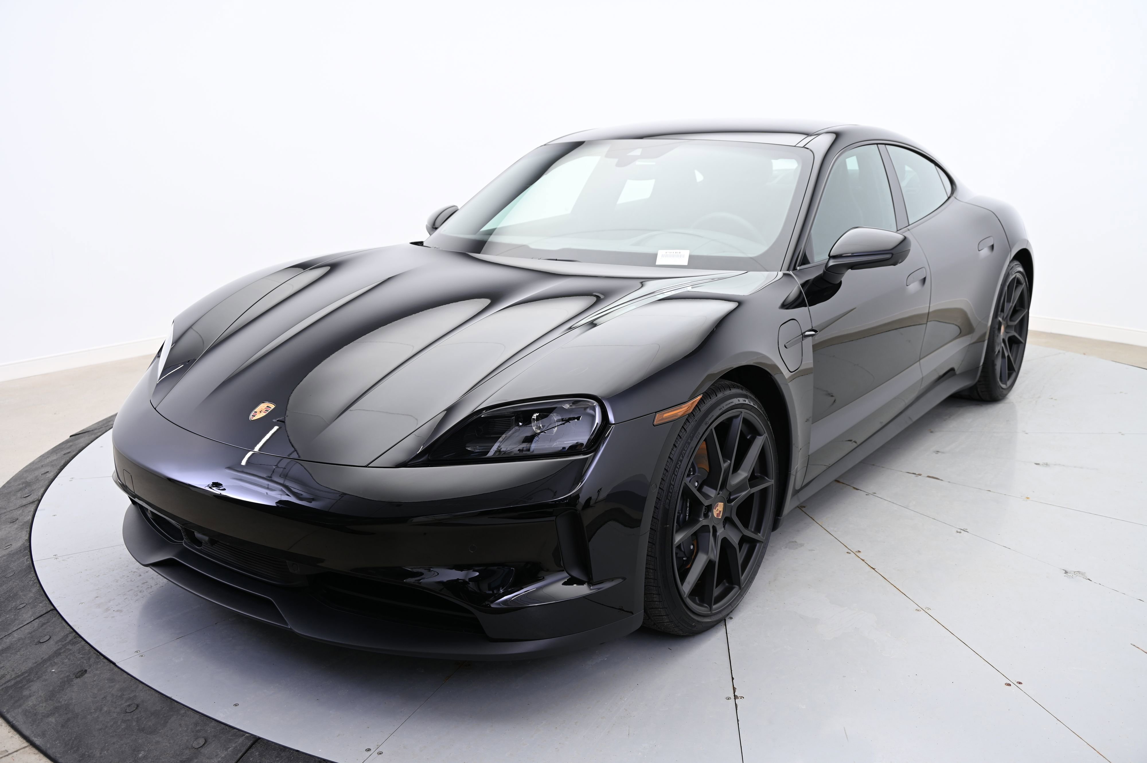 Used 2025 Porsche Taycan image 1