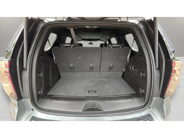 Used 2023 Chevrolet Tahoe LT w/ Luxury Package AWD/4WD image 32