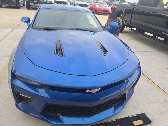 Used 2016 Chevrolet Camaro SS RWD image 8