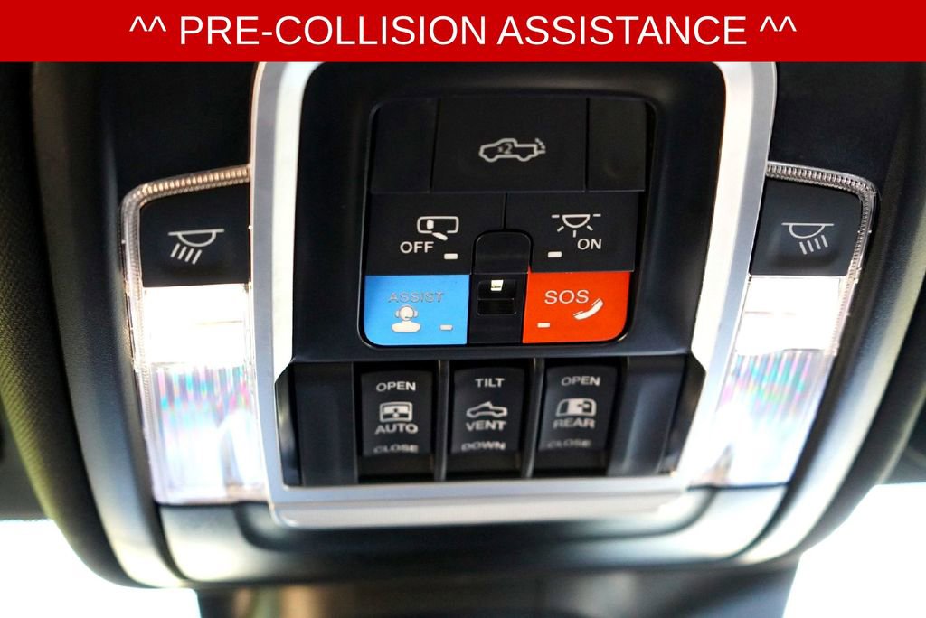 Used 2025 RAM 3500 Limited image 28