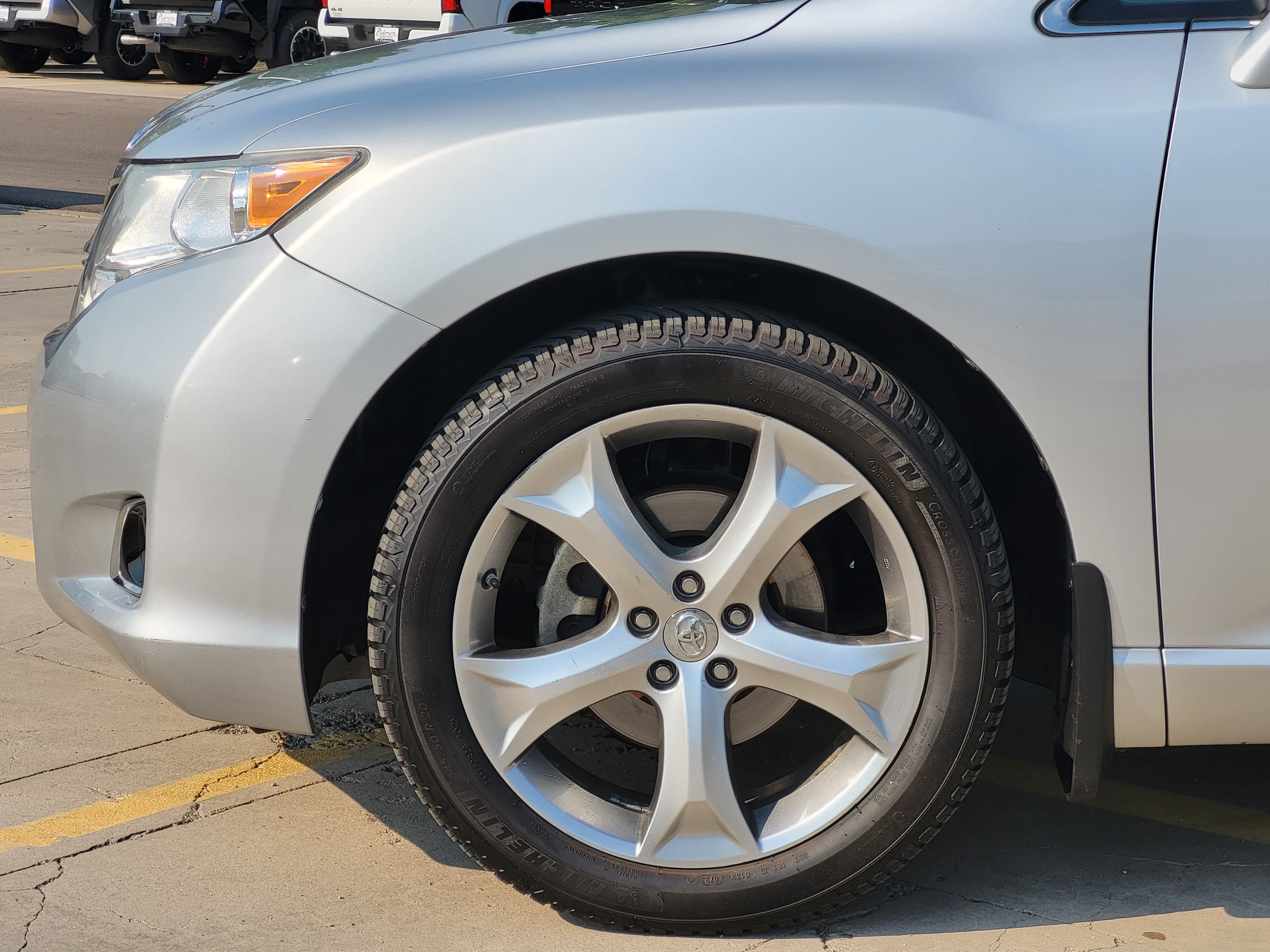 Used 2013 Toyota Venza XLE w/ XLE Premium Pkg AWD/4WD image 7