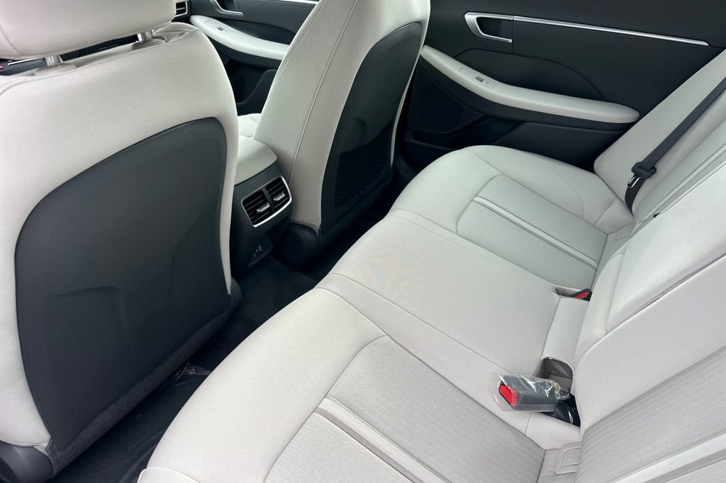New 2026 Hyundai Sonata SEL image 9