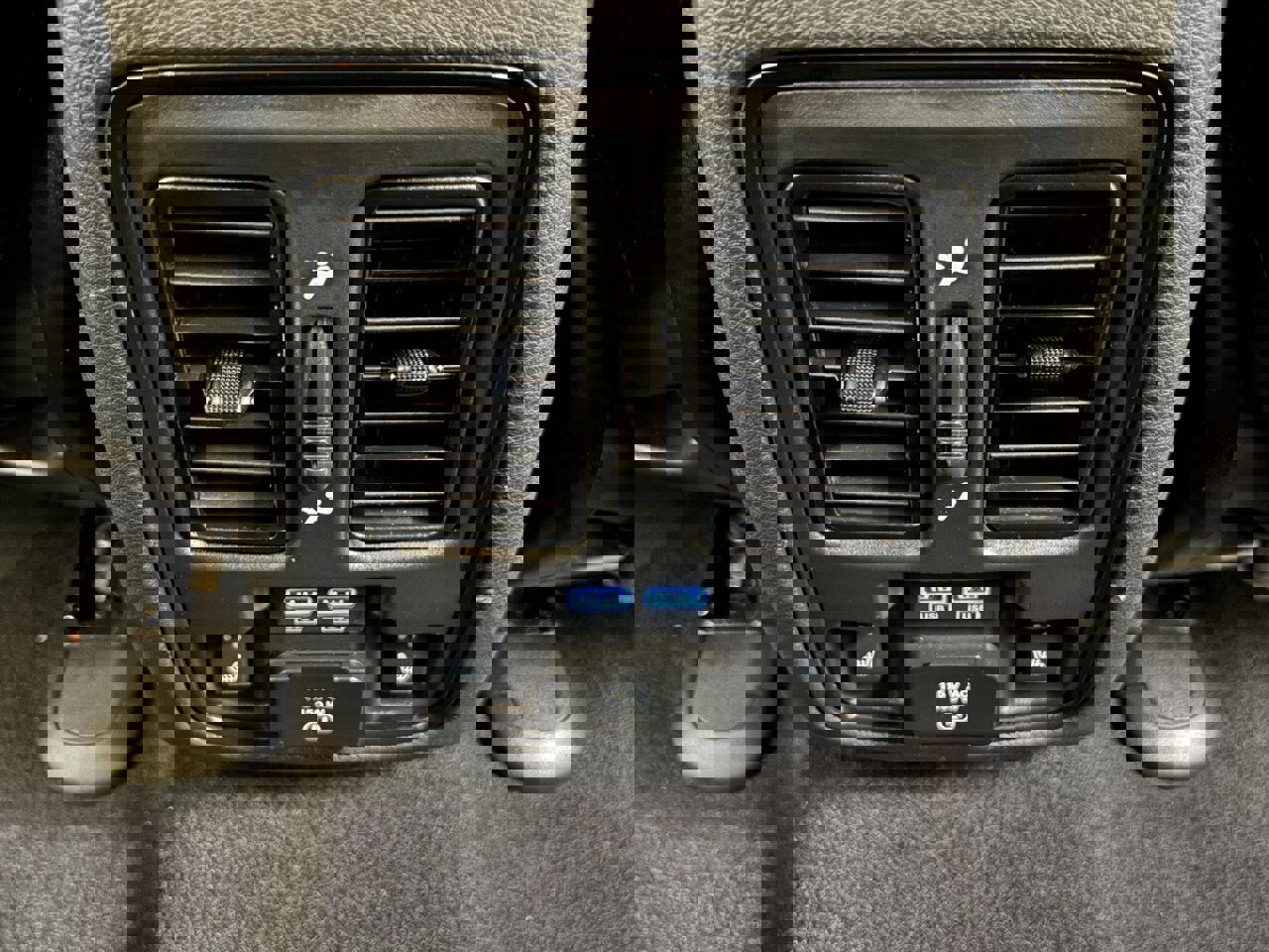 Used 2020 Jeep Grand Cherokee Trackhawk w/ Trailer Tow Group IV image 31