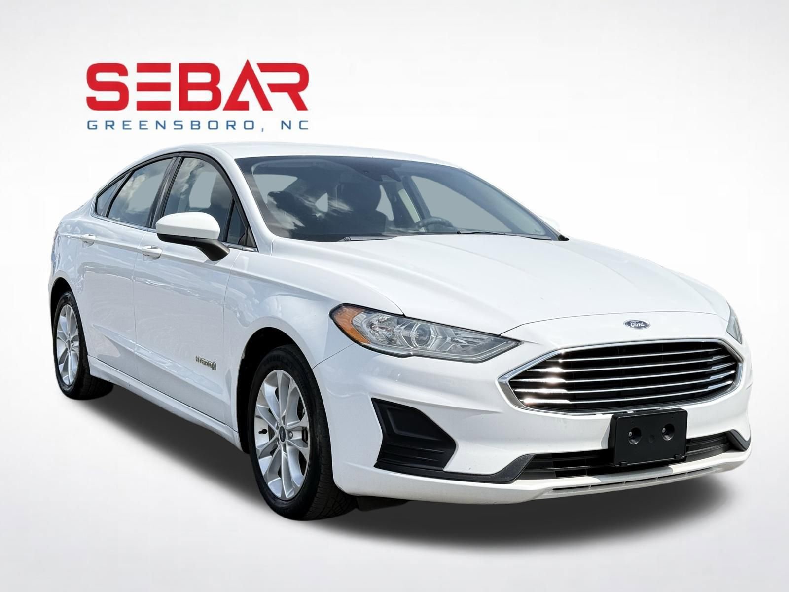 Used 2019 Ford Fusion SE FWD image 3