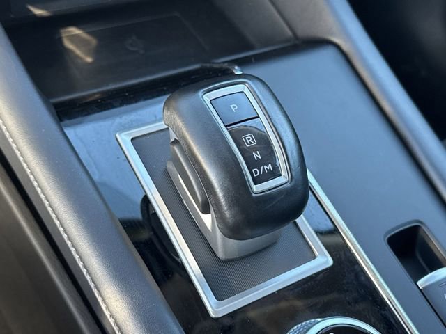 Used 2024 Mitsubishi Outlander SE image 14