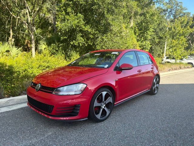 Used 2015 Volkswagen Golf 4-Door FWD image 1