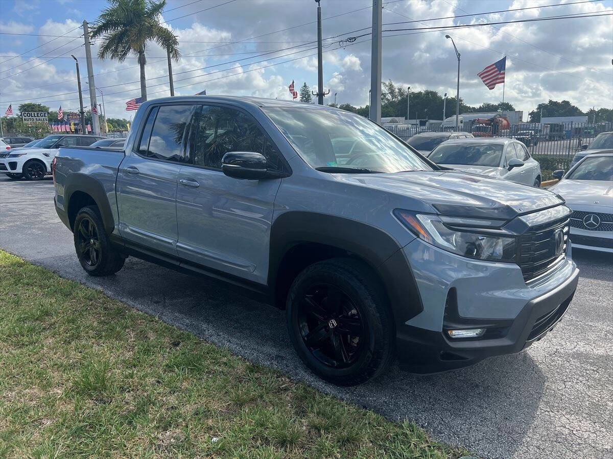 Used 2022 Honda Ridgeline Black Edition image 4