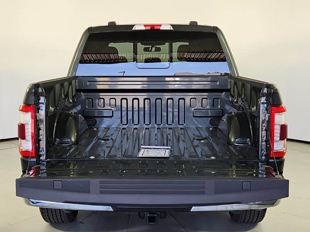 Used 2021 Ford F150 Lariat RWD image 11