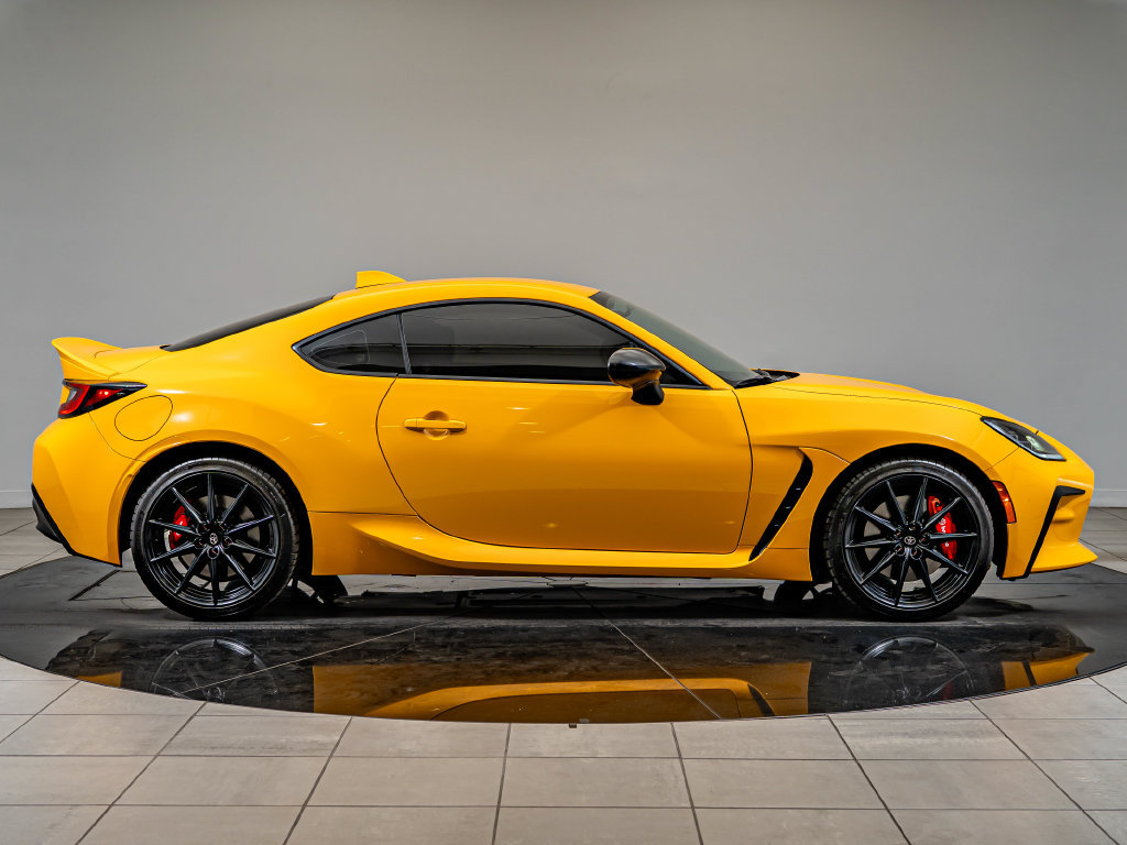 Used 2026 Toyota GR86 YUZU Limited RWD image 4