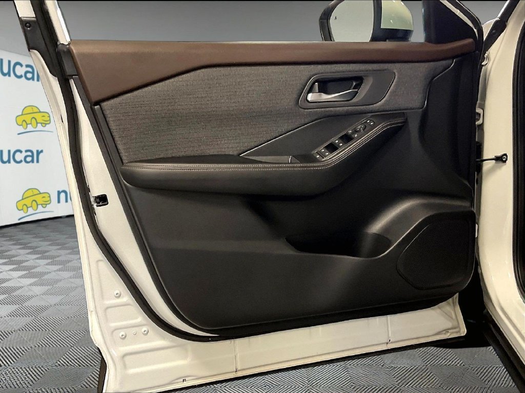 Certified 2023 Nissan Rogue SV AWD/4WD image 9
