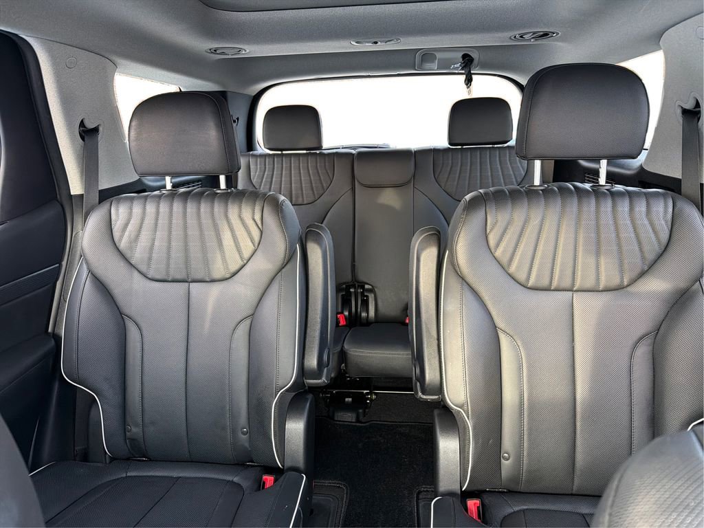 Used 2023 Hyundai Palisade Limited image 15
