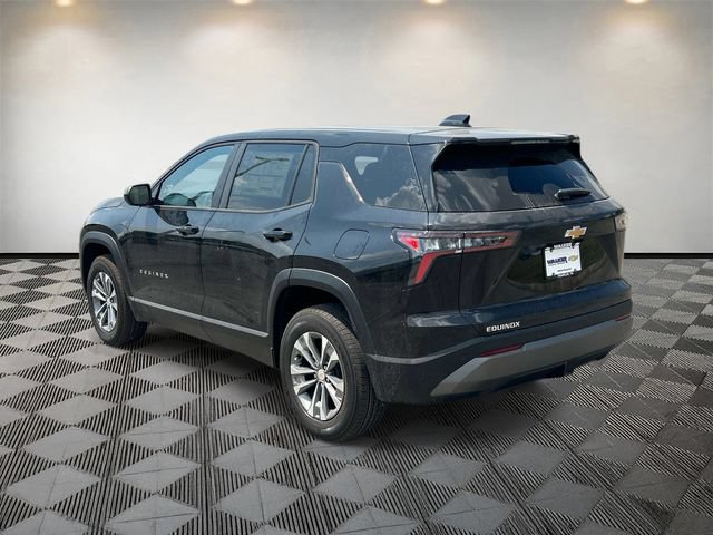 New 2027 Chevrolet Equinox LT w/ Convenience Package II FWD image 3