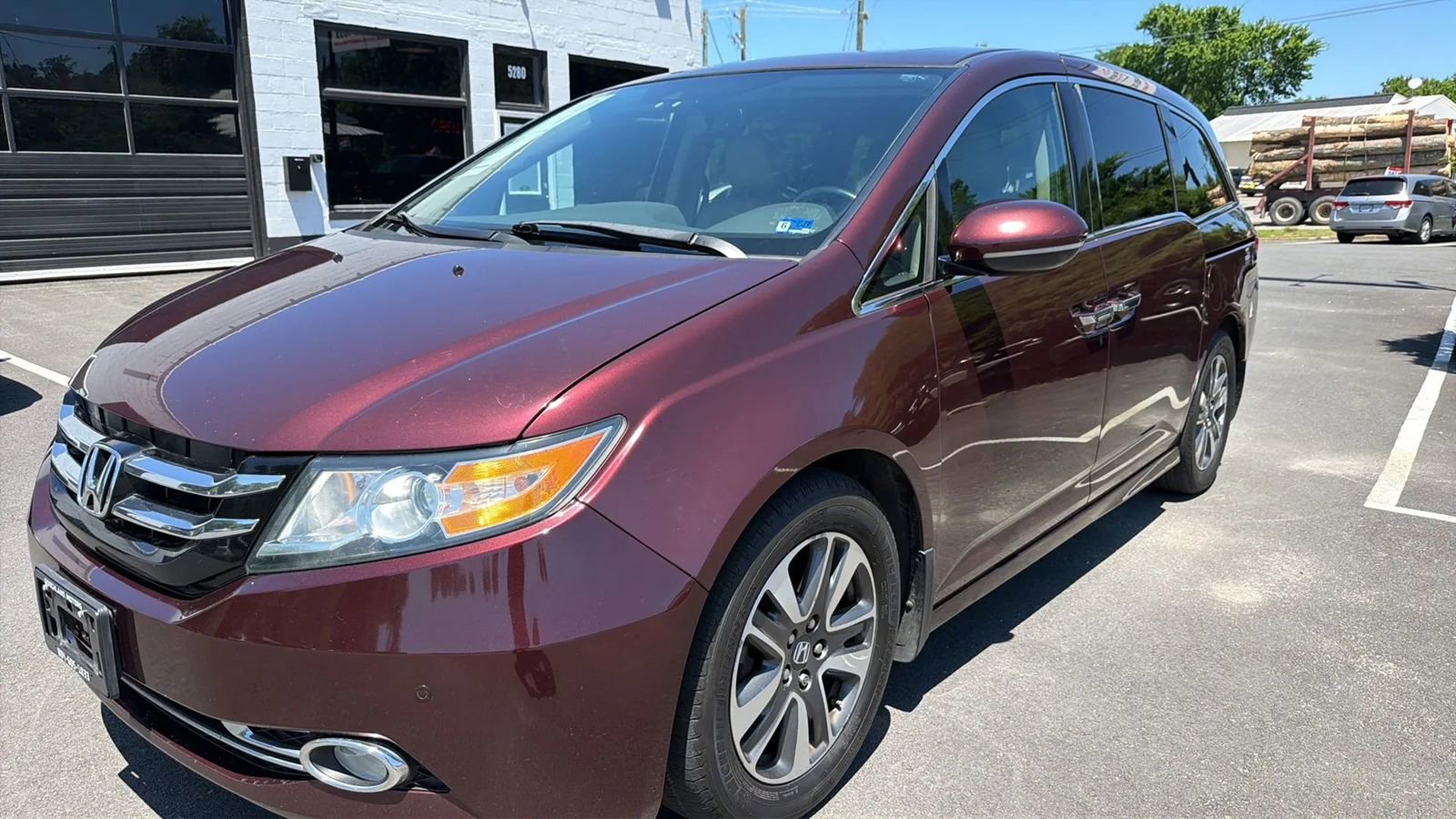 Used 2015 Honda Odyssey Touring Elite image 12