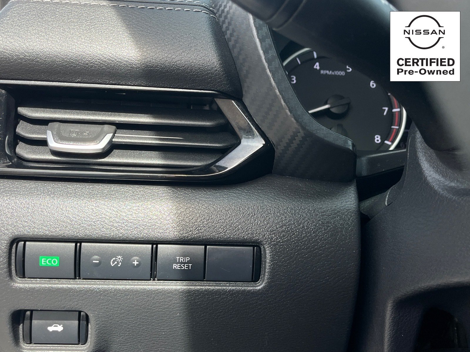 Certified 2024 Nissan Sentra SV FWD image 28