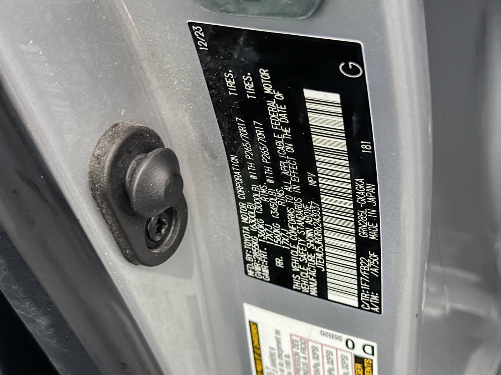 Used 2024 Toyota 4Runner SR5 image 29