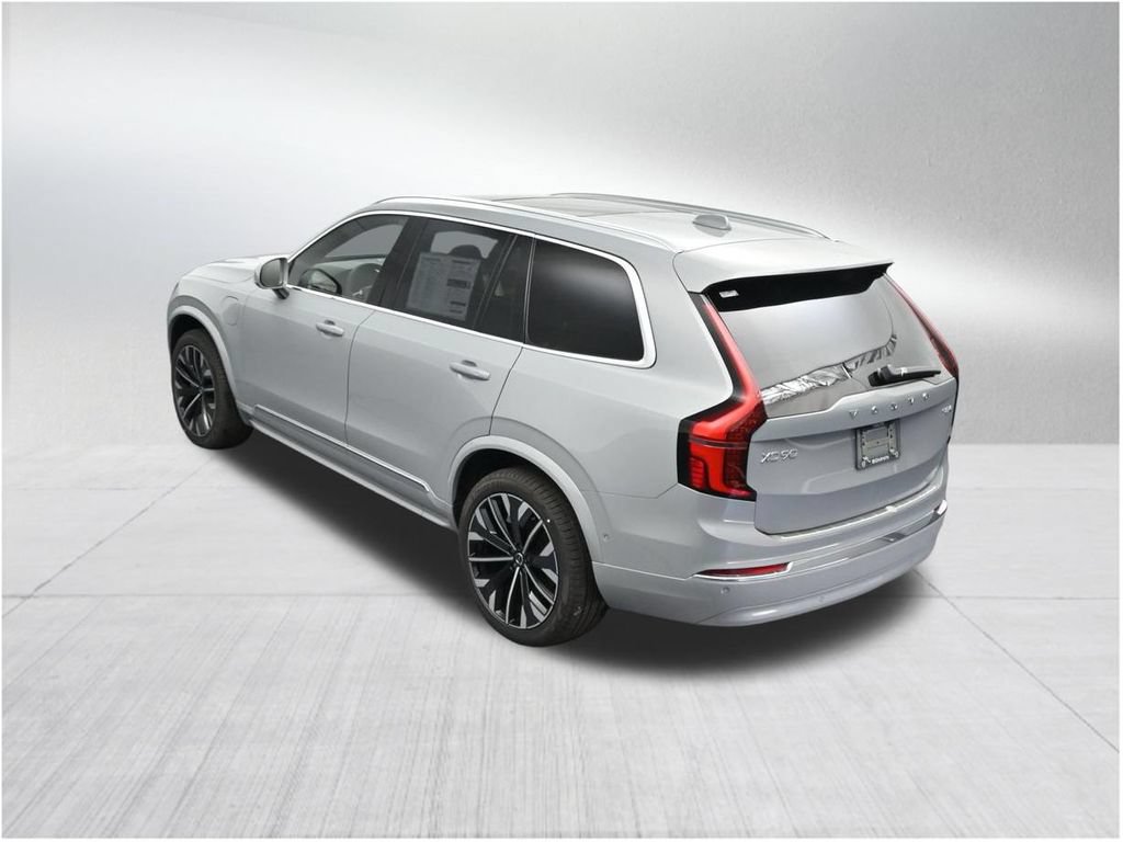 New 2026 Volvo XC90 T8 Plus w/ Protection Package Premier AWD/4WD image 15
