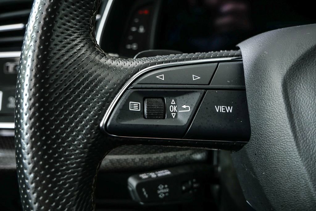 Used 2023 Audi SQ8 Prestige image 11