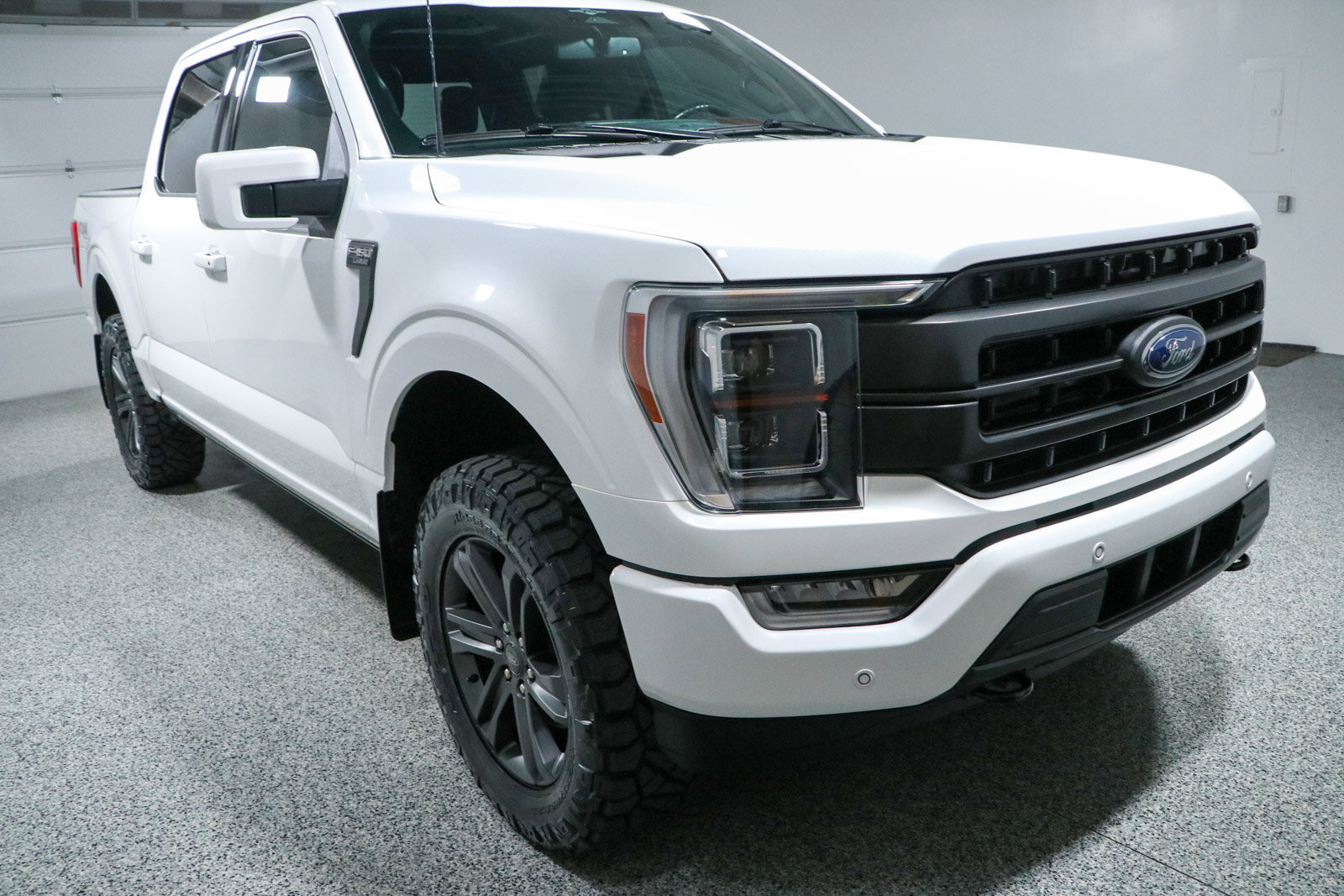 Used 2023 Ford F150 Lariat w/ Equipment Group 502A High AWD/4WD image 6