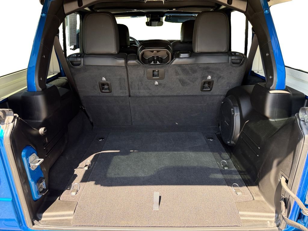 Used 2025 Jeep Wrangler Unlimited Rubicon 392 AWD/4WD image 27