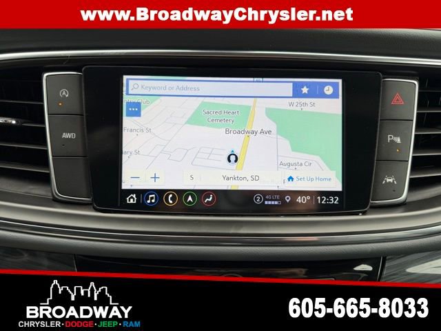 Used 2024 Buick Enclave Premium image 22