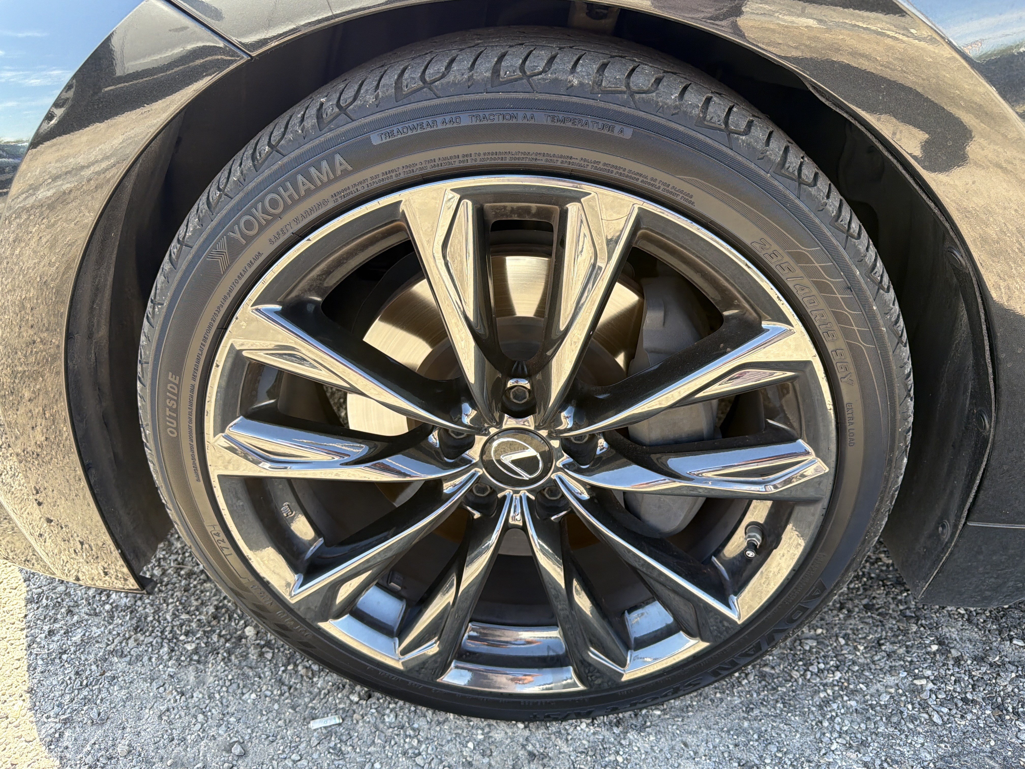 Used 2022 Lexus IS 350 F Sport RWD image 9