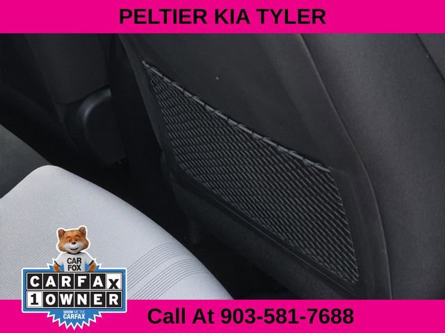 Used 2020 Hyundai Venue SEL image 16