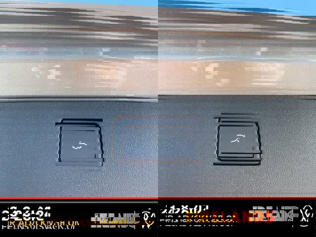 New 2025 Volkswagen Tiguan SE image 63