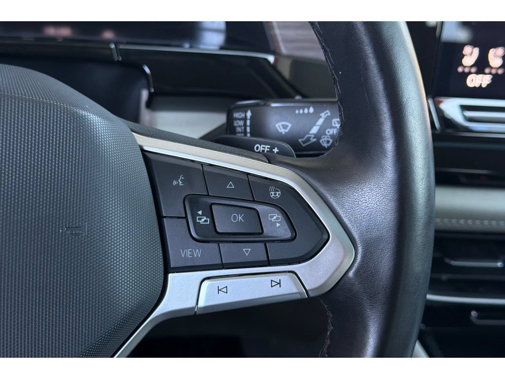 Used 2024 Volkswagen Atlas SEL Premium R-Line AWD/4WD image 29