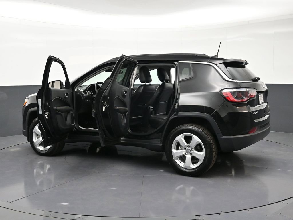 Used 2021 Jeep Compass Latitude image 35