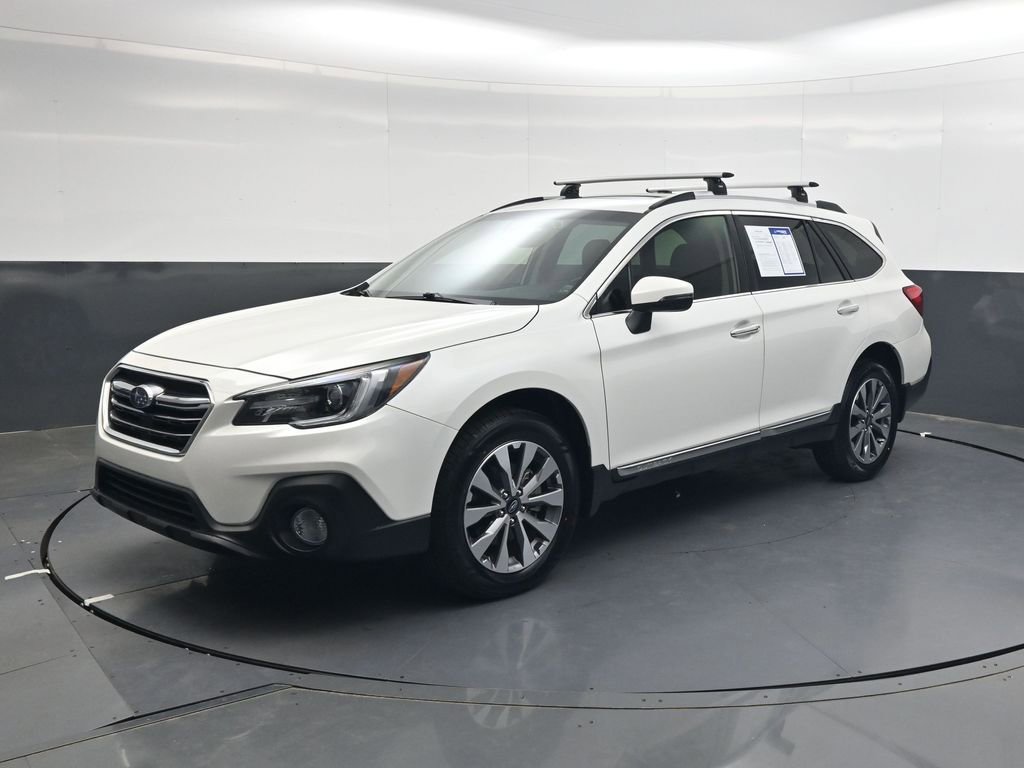 Used 2018 Subaru Outback 2.5i Touring w/ Popular Package #3 AWD/4WD image 8