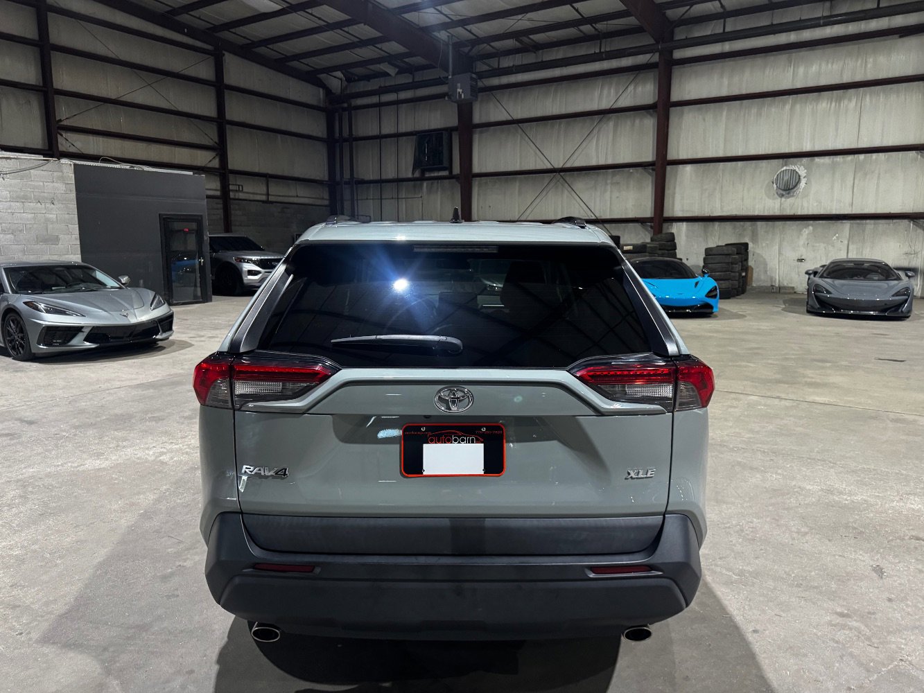 Used 2021 Toyota RAV4 XLE image 6
