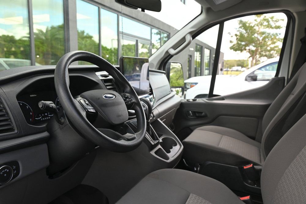Used 2023 Ford Transit 350 XLT RWD image 12