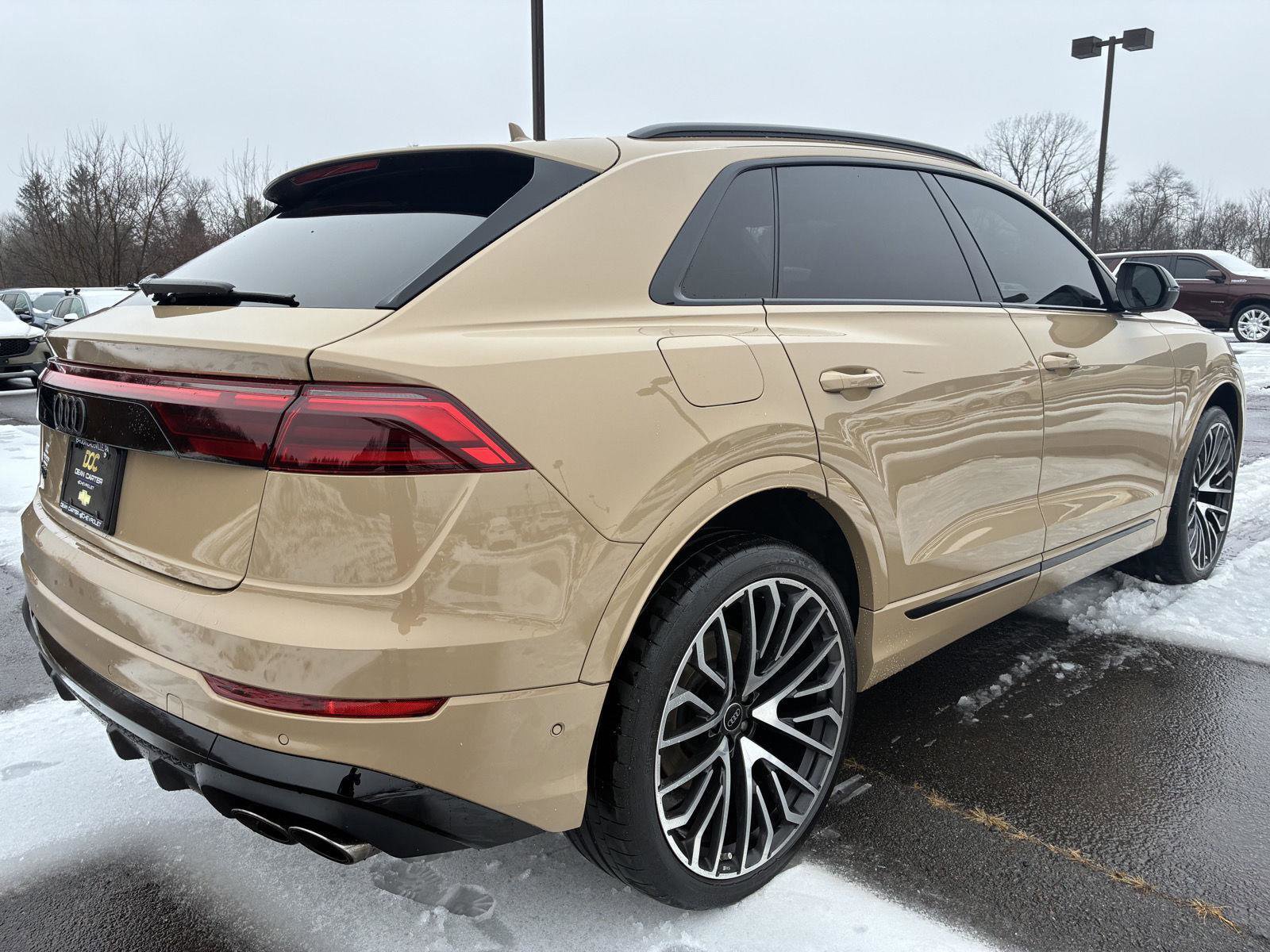 Used 2024 Audi SQ8 Premium Plus w/ 23" Wheel Package image 8