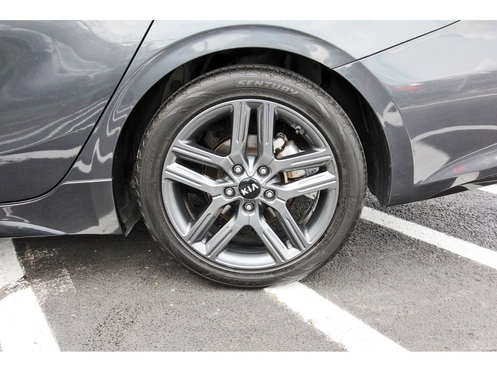 Used 2021 Kia Forte GT-Line image 34