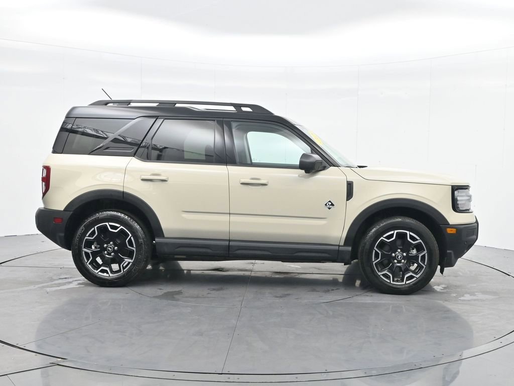 Used 2025 Ford Bronco Sport Outer Banks w/ Outer Banks Tech Package+ AWD/4WD image 4