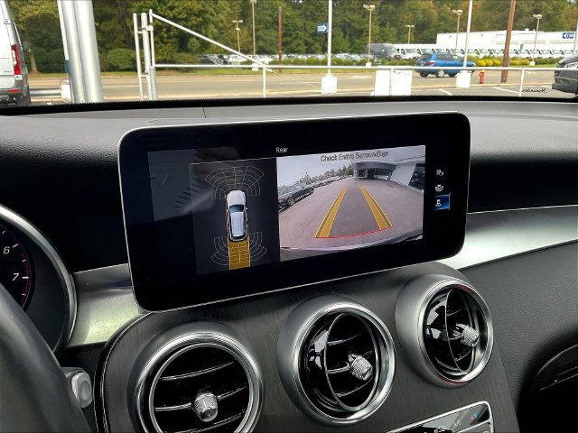 Used 2022 Mercedes-Benz GLC 300 4MATIC image 16