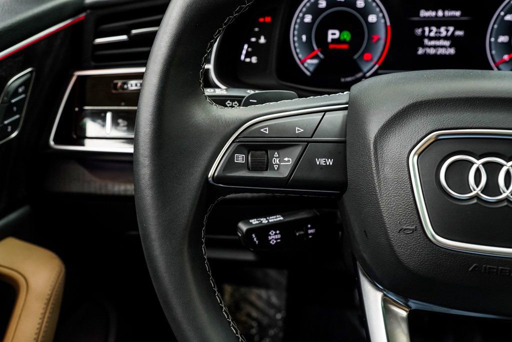 Used 2024 Audi Q8 Prestige w/ Prestige Package image 33