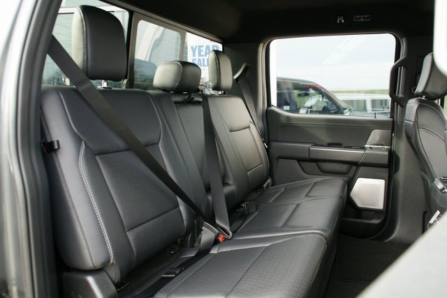 New 2025 Ford F150 Lariat w/ Equipment Group 502A High image 38