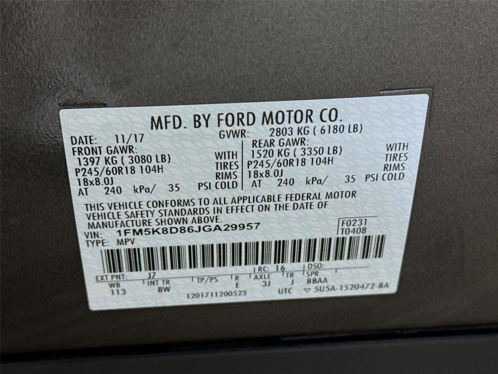 Used 2018 Ford Explorer XLT w/ Equipment Group 202A AWD/4WD image 22