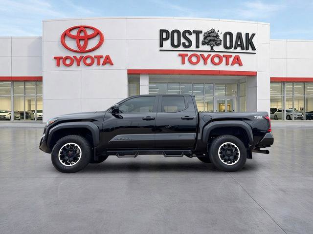 Used 2024 Toyota Tacoma TRD Off-Road image 41