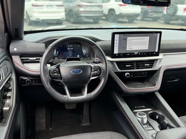 Used 2025 Ford Explorer ST-Line AWD/4WD image 7